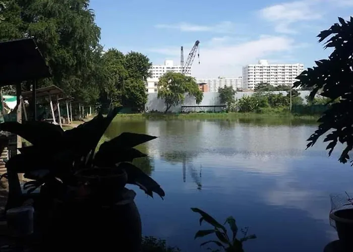 River View *